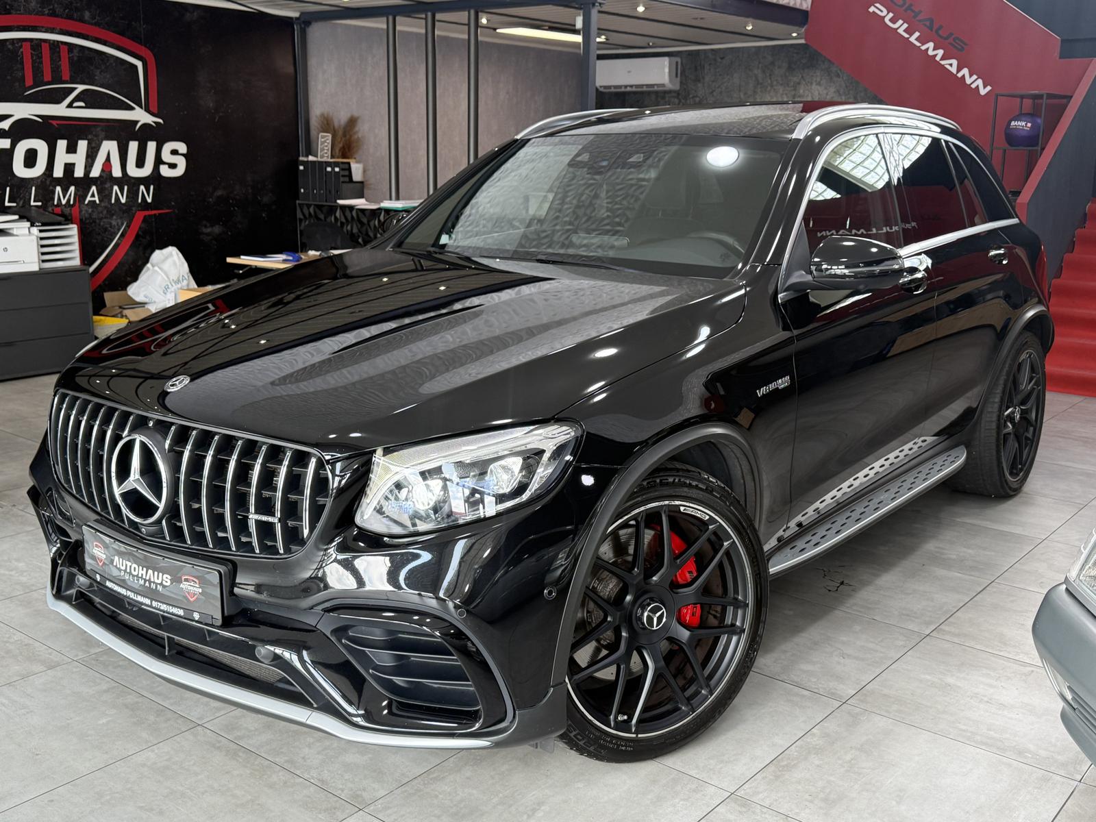 Mercedes-Benz GLC 63 AMG 4Matic / PANO/BURMESTER/