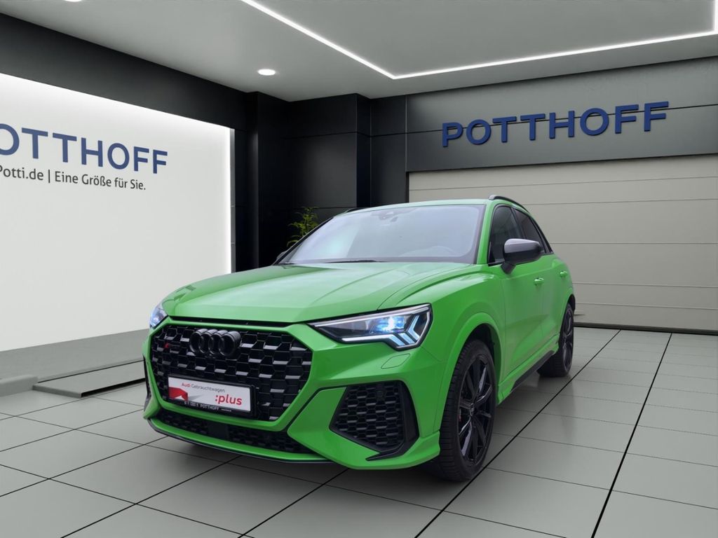 Audi RSQ3