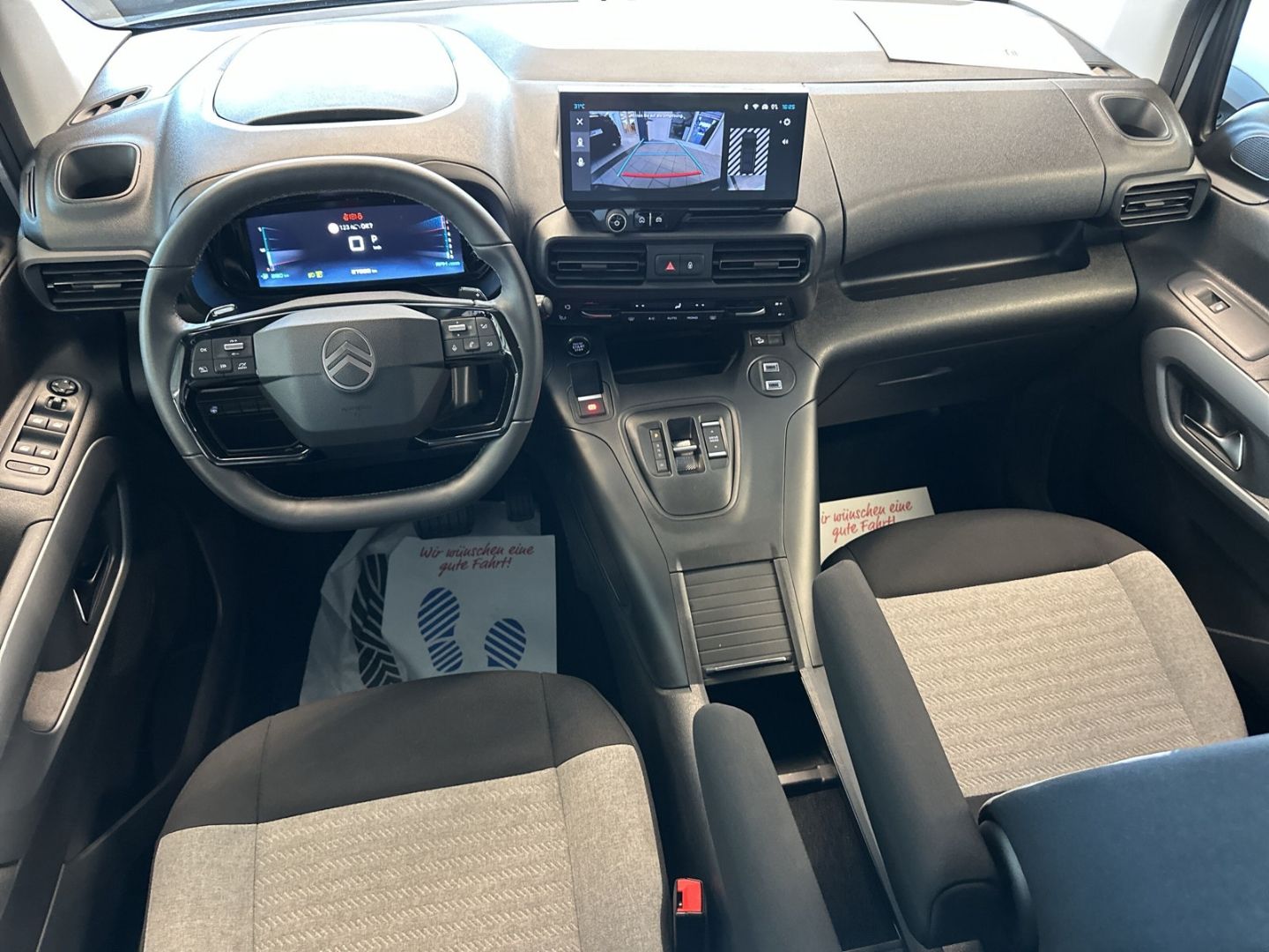 Fahrzeugabbildung Citroën Berlingo XL BlueHDi 130 EAT8 S&S Max Navi CarPla