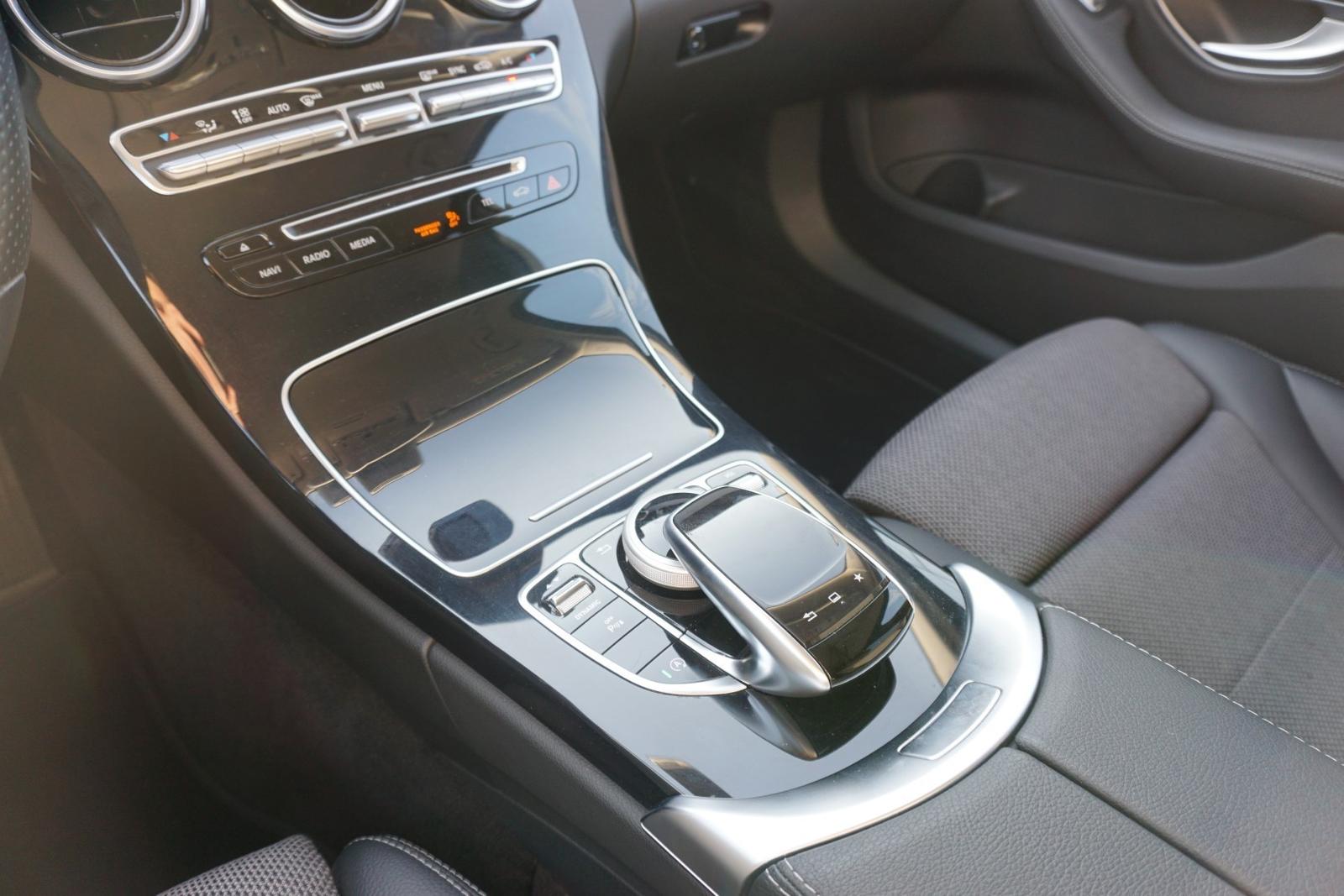 Mercedes-Benz C250 T Avantgarde LED Navi el. Heckklappe PDC