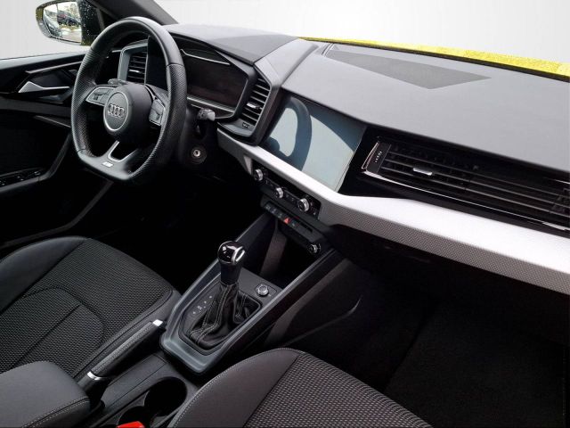 A1 SPORTBACK 30 TFSI S-TRONIC S-LINE