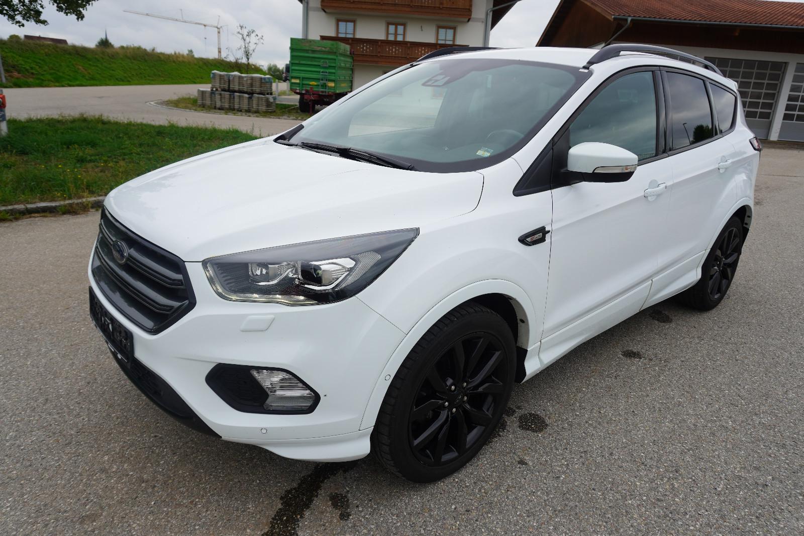 Ford Kuga ST-Line NAV Sync3 AHK Parkassist 8 fach Alu