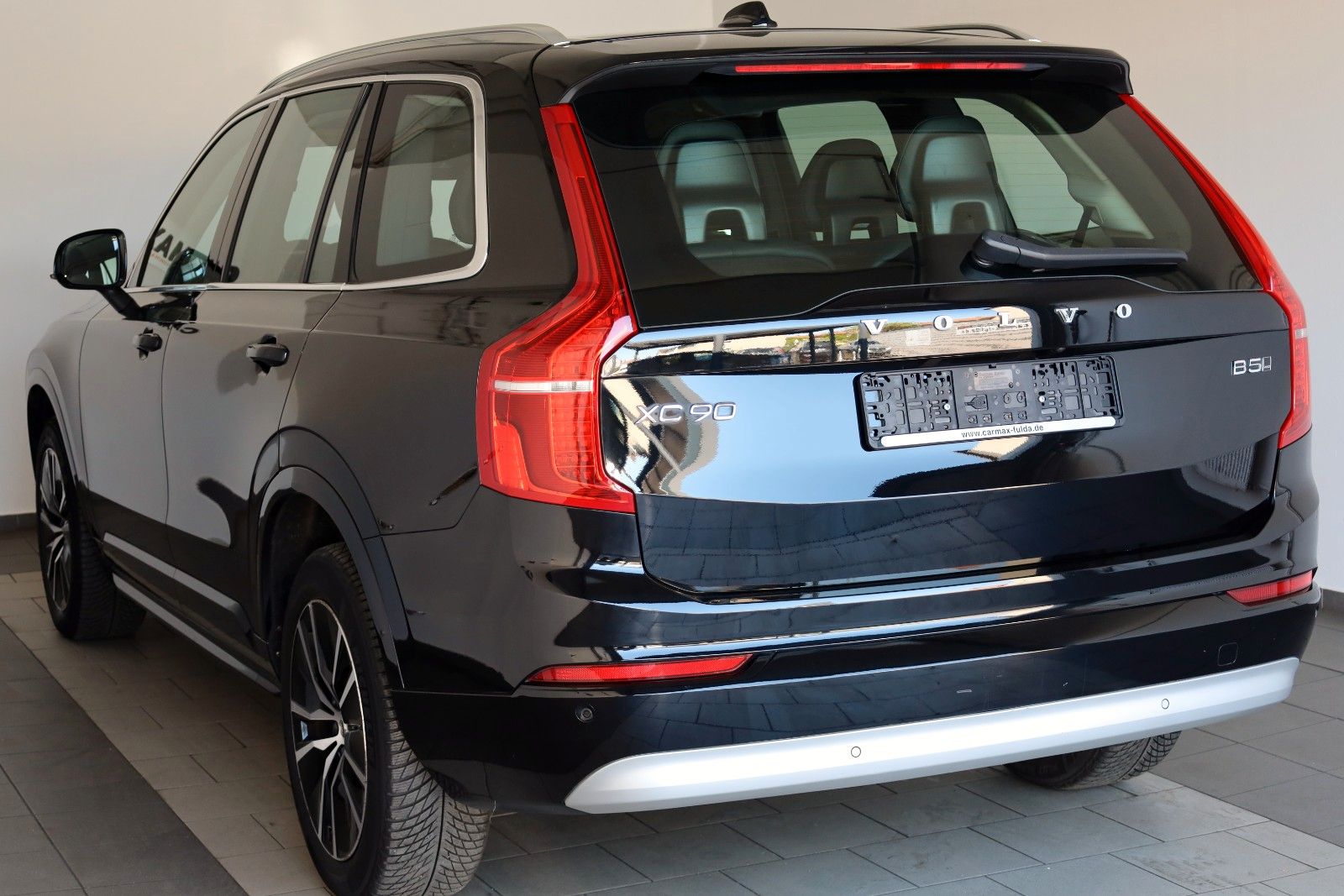 Fahrzeugabbildung Volvo XC90 AWD Momentum Pro 7Si.,Leder,Navi,LED,ACC,SH