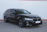 BMW 530e Touring xDrive Luxury Line PANO 19" Laser