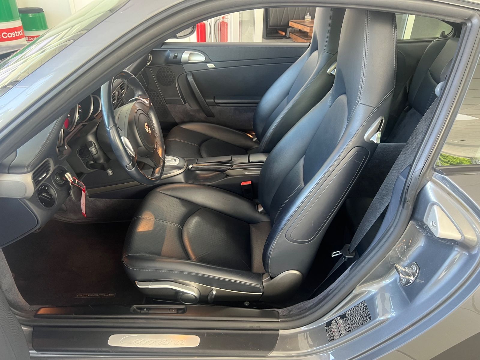 Fahrzeugabbildung Porsche 911 Carrera Coupe