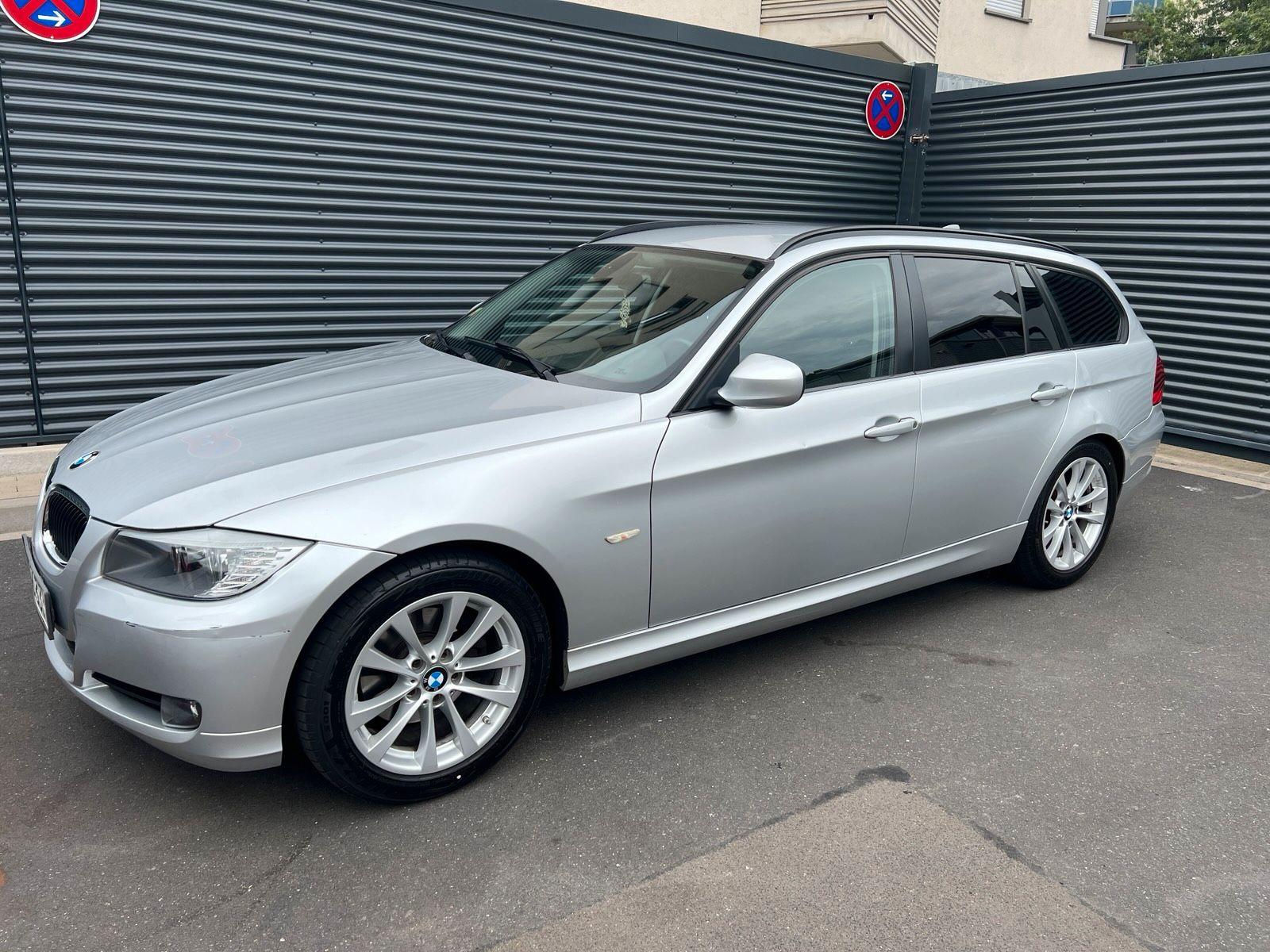 BMW 318 2011 — photo 6