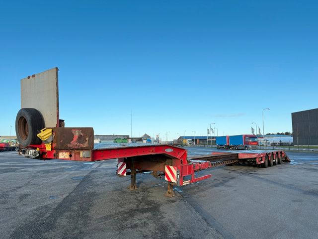 Faymonville 4 axle 5,6m Extension Machine trailer