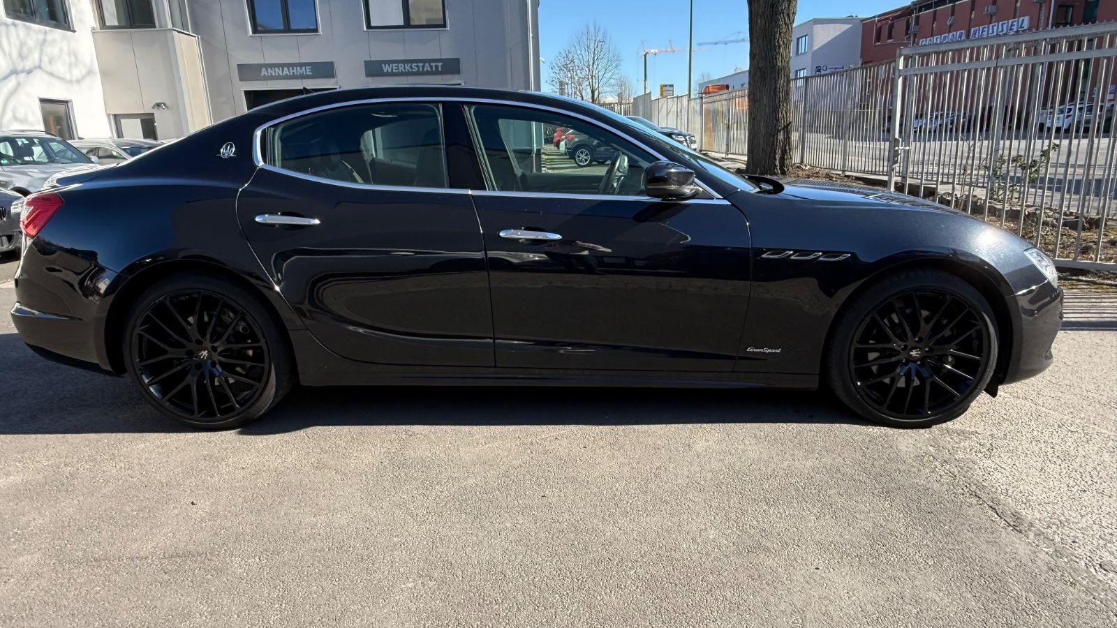 Fahrzeugabbildung Maserati Ghibli GranSport Diesel