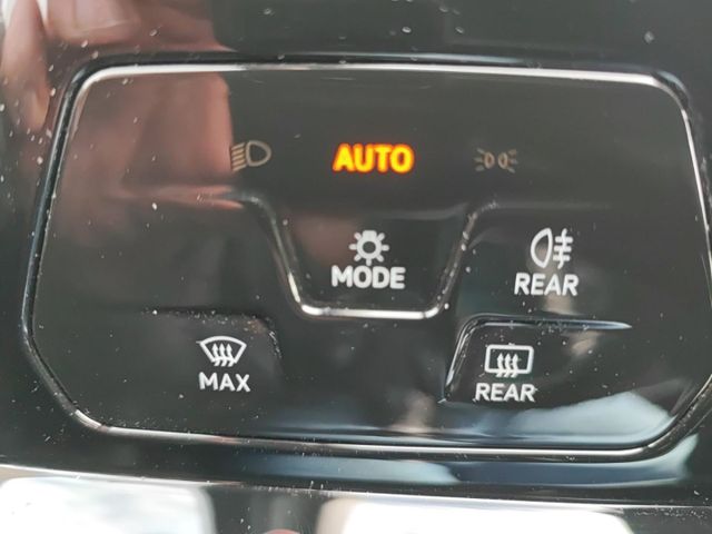 Golf 8 VIII R-Line 4Motion 2.0 TSI