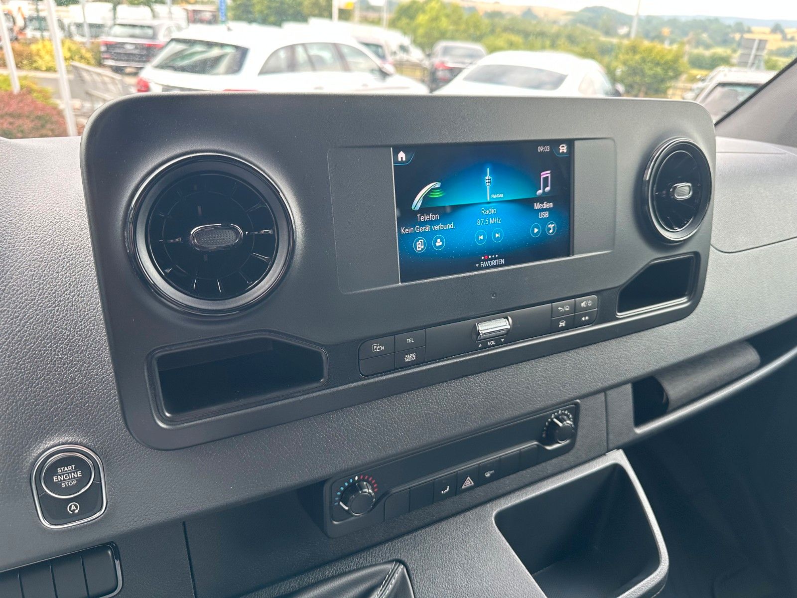 Fahrzeugabbildung Mercedes-Benz Sprinter 311 CDI 4325 Fahrgestell