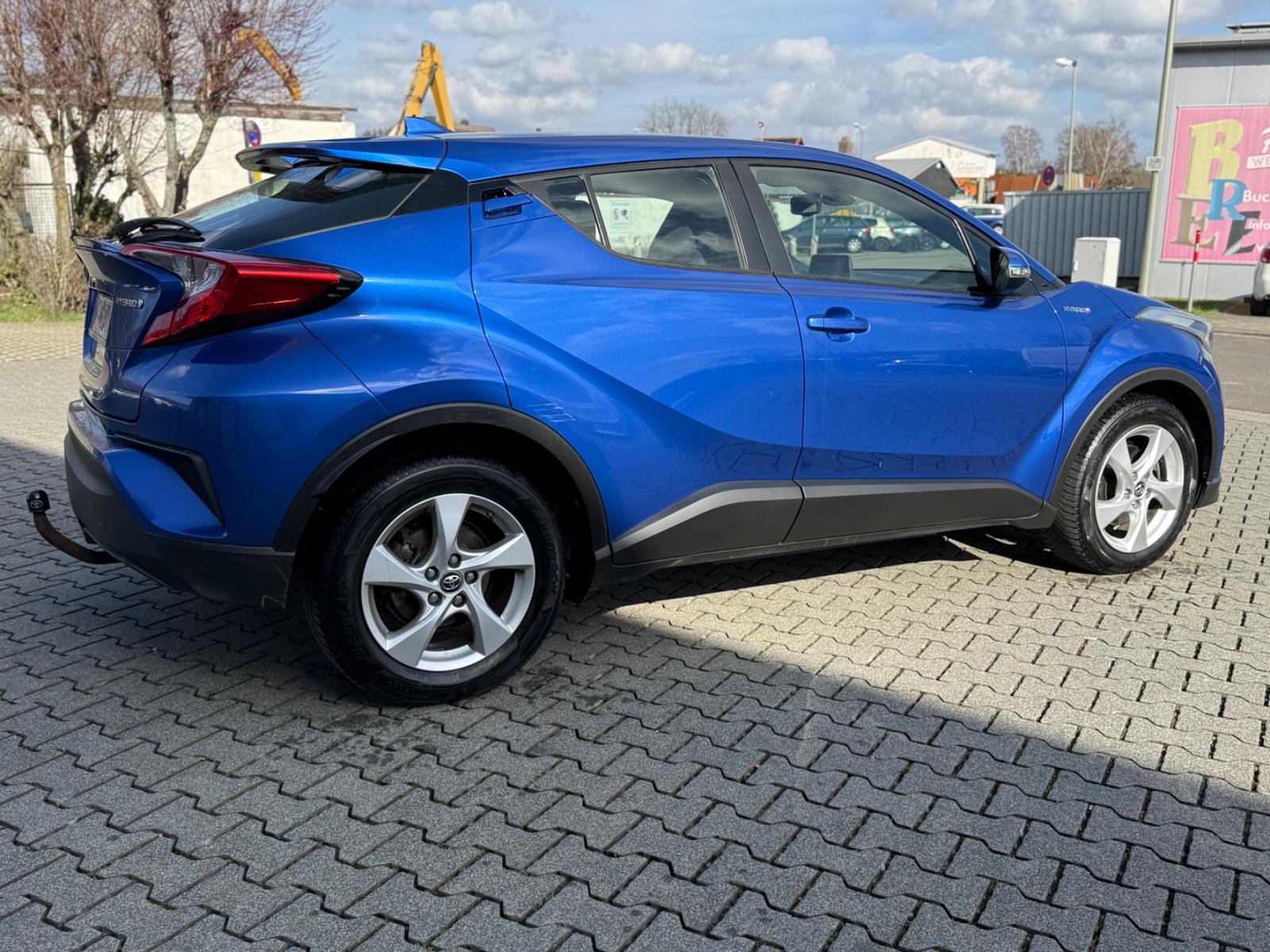 Toyota C-HR Hybrid Flow