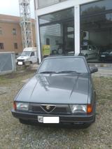 Alfa Romeo ALFA ROMEO 75 1.6 - Alfa Romeo 75 aus 1990