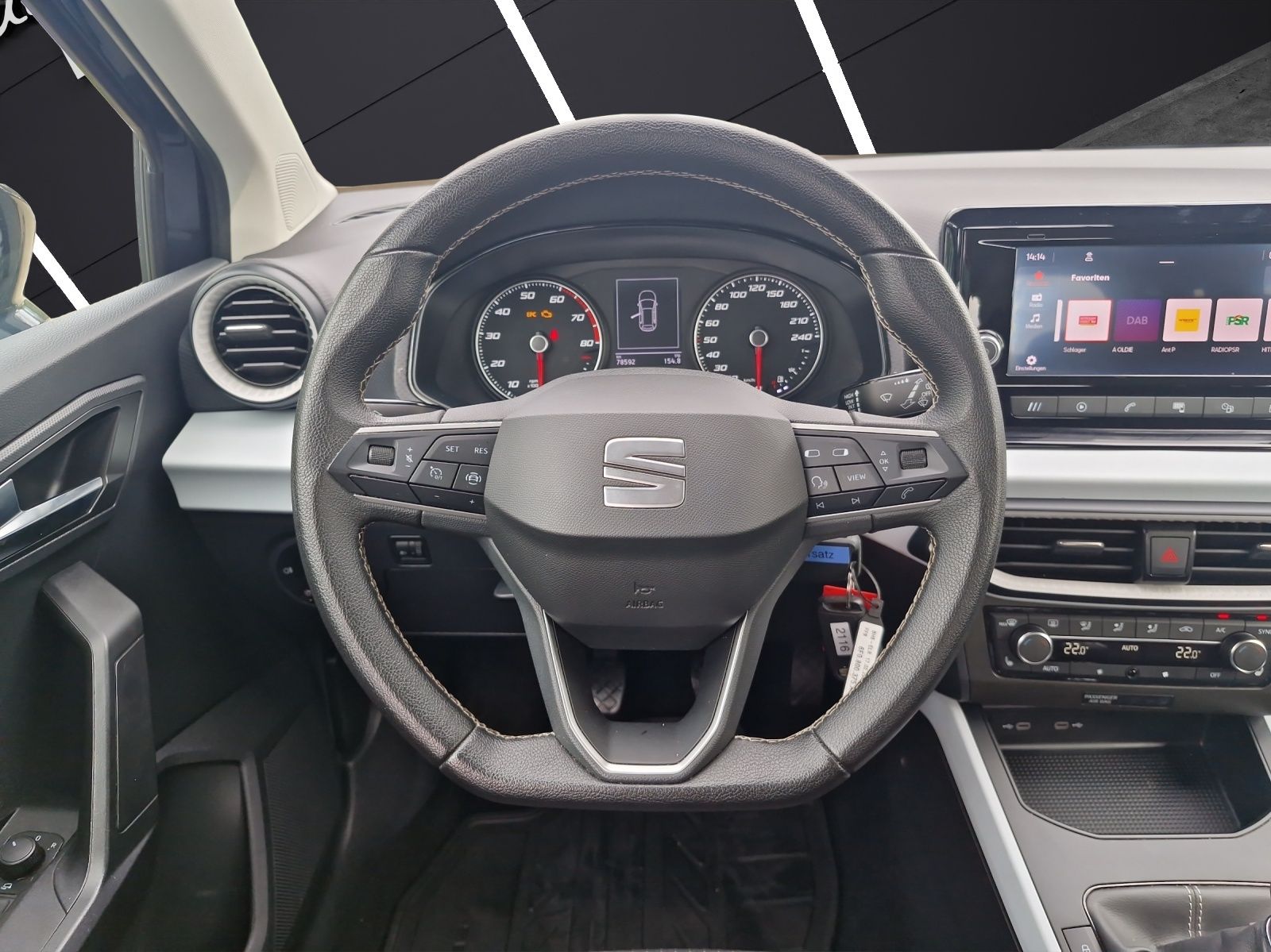 Fahrzeugabbildung SEAT Arona TSI Style LED Climatonic GRA PDC SH LM fer