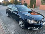 Volkswagen Passat 2.0 TDI Comfortline BMT Variant ... - Volkswagen Passat aus 2011: Comfortline