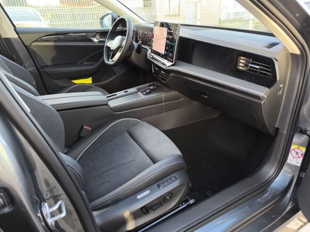 Fahrzeugabbildung Volkswagen Passat Business 1.5 eTSI OPF 110 kW (150 PS) 7-G