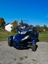 Can-Am Spyder RT - CAN-AM SPYDER RT