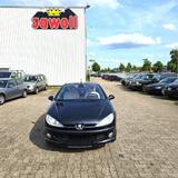 Peugeot 206cc 1,6i CC Platinum TÜ 2.26 ALU KLIMAAUTOMATI - Peugeot 206 in Hannover