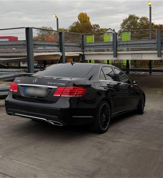 Mercedes-Benz E 300