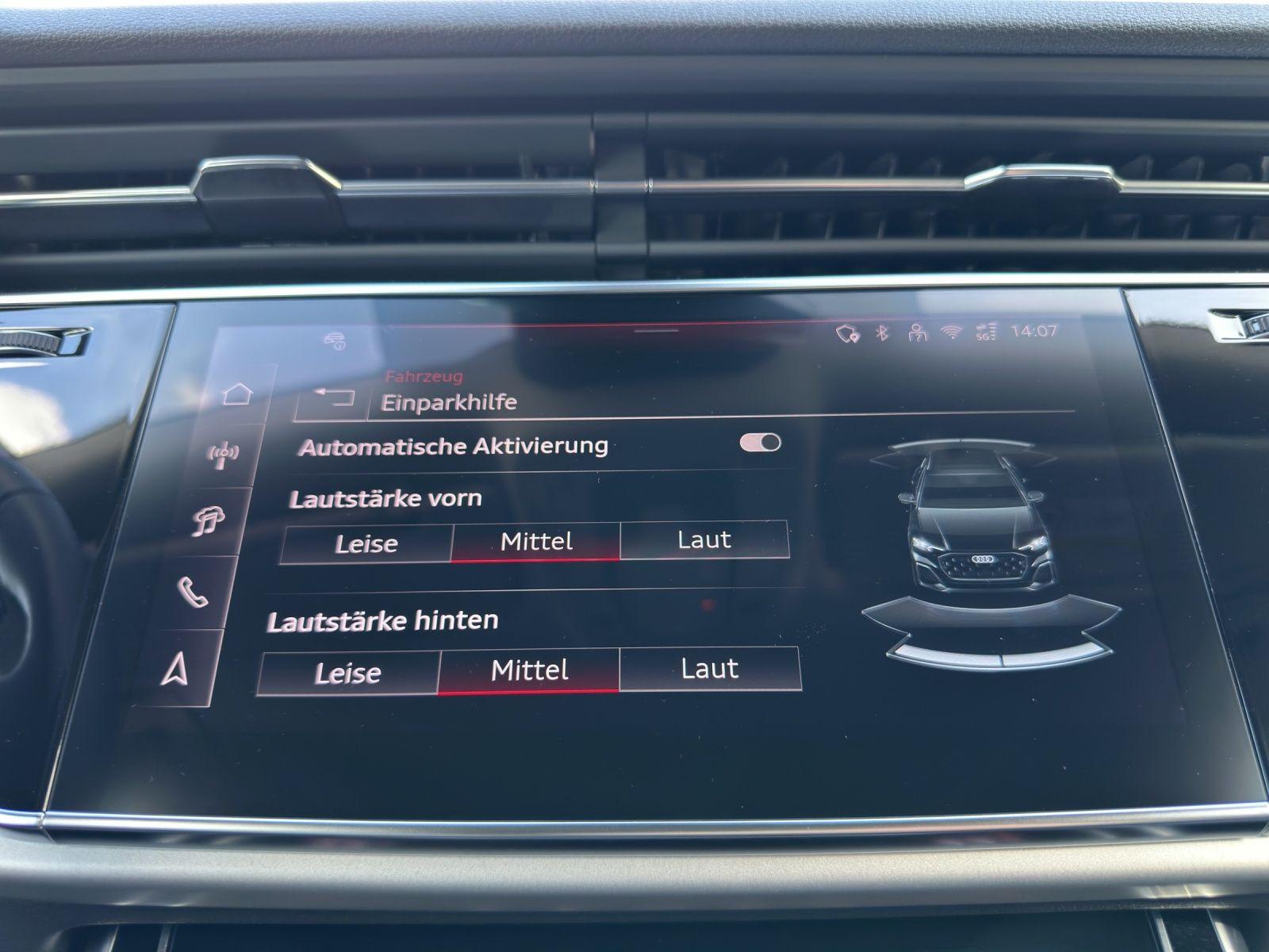 Audi Q8 45 TFSI e Q HuD OPS LED
