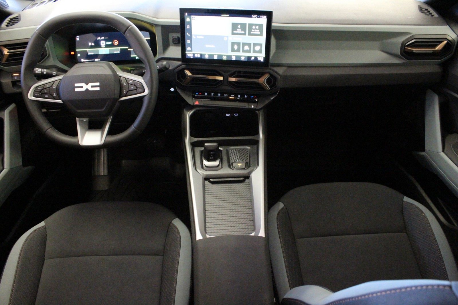 Fahrzeugabbildung Dacia Bigster Hybrid 155 Extreme*Winter-Plus-Paket*