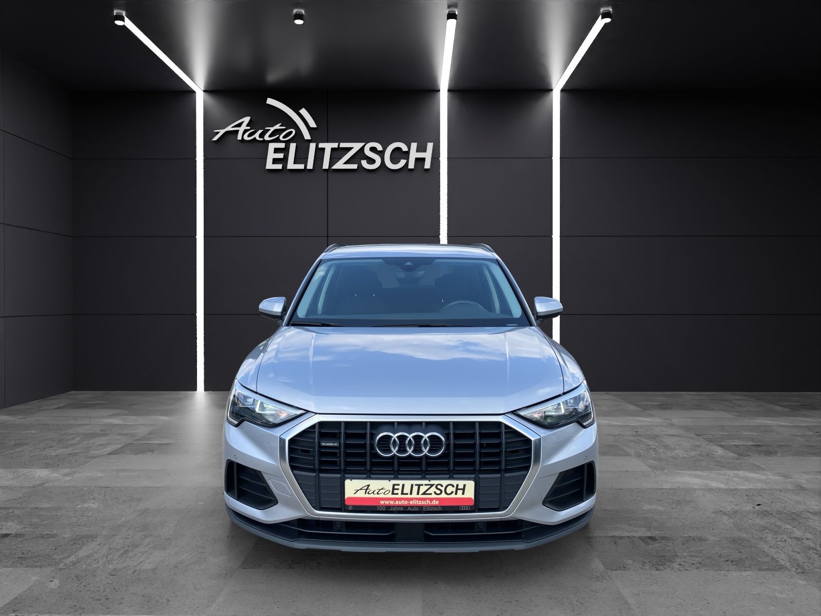 Fahrzeugabbildung Audi Q3 40 TFSI quattro S-tronic LED 18" AVC SHZ