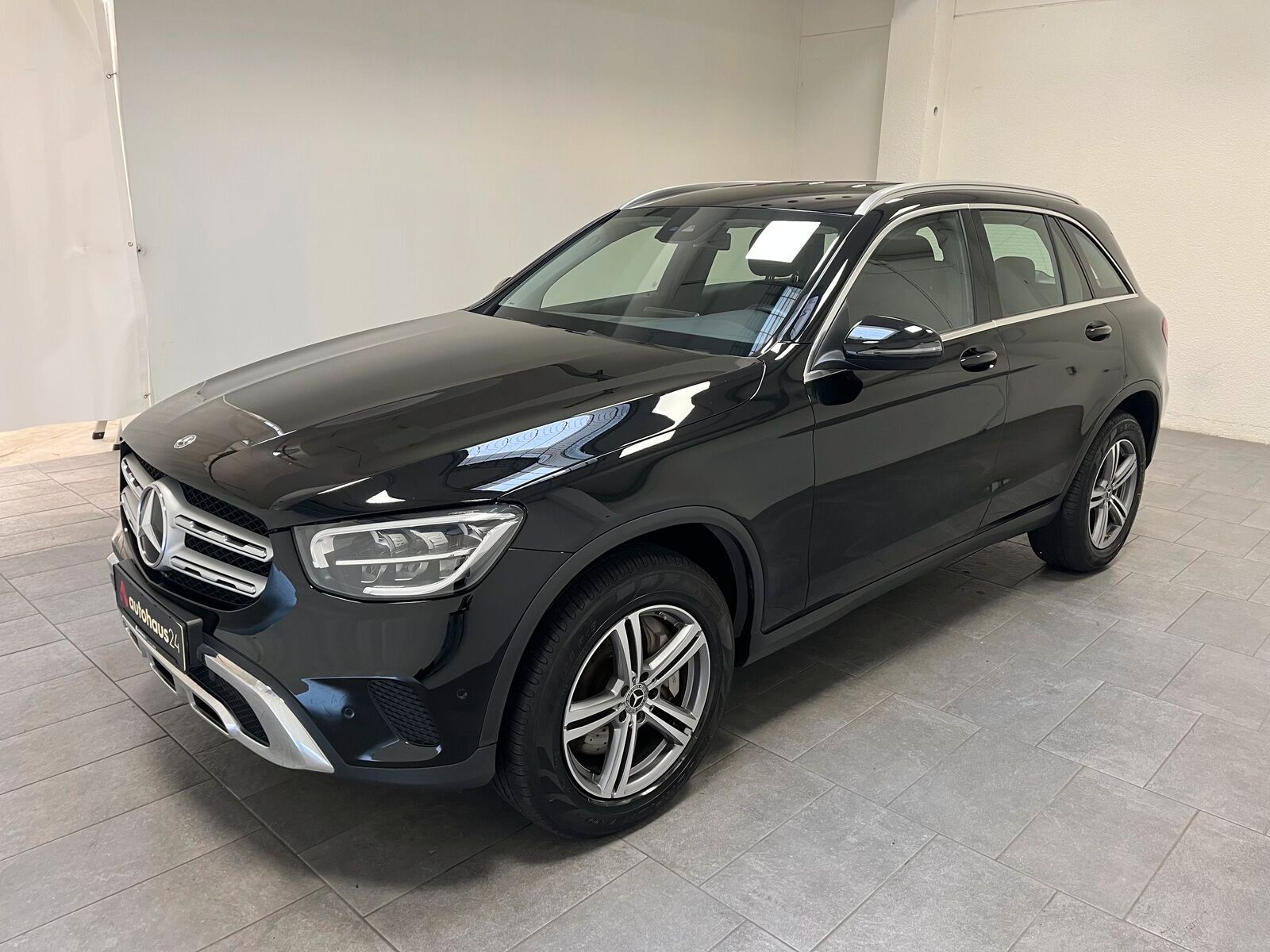 Mercedes-Benz GLC 300 e 4Matic AHK Navi CAM Sitzhzg foto 3