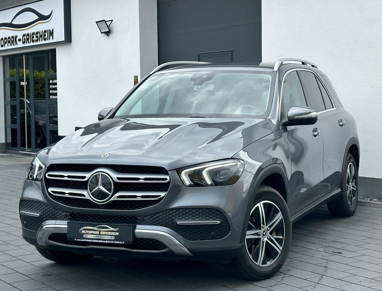 MERCEDES-BENZ GLE 300 d 4Matic 9G*DI-TACHO*SPUR*AHK*KAMERA*