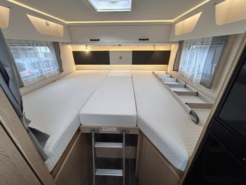 Sunlight Adventure T 67 Combi 6E SAT TV HUBBETT LED