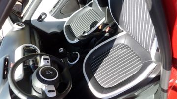 Renault Twingo Intens 1.0 SCe 65 PS mit Navi Klimaautoma