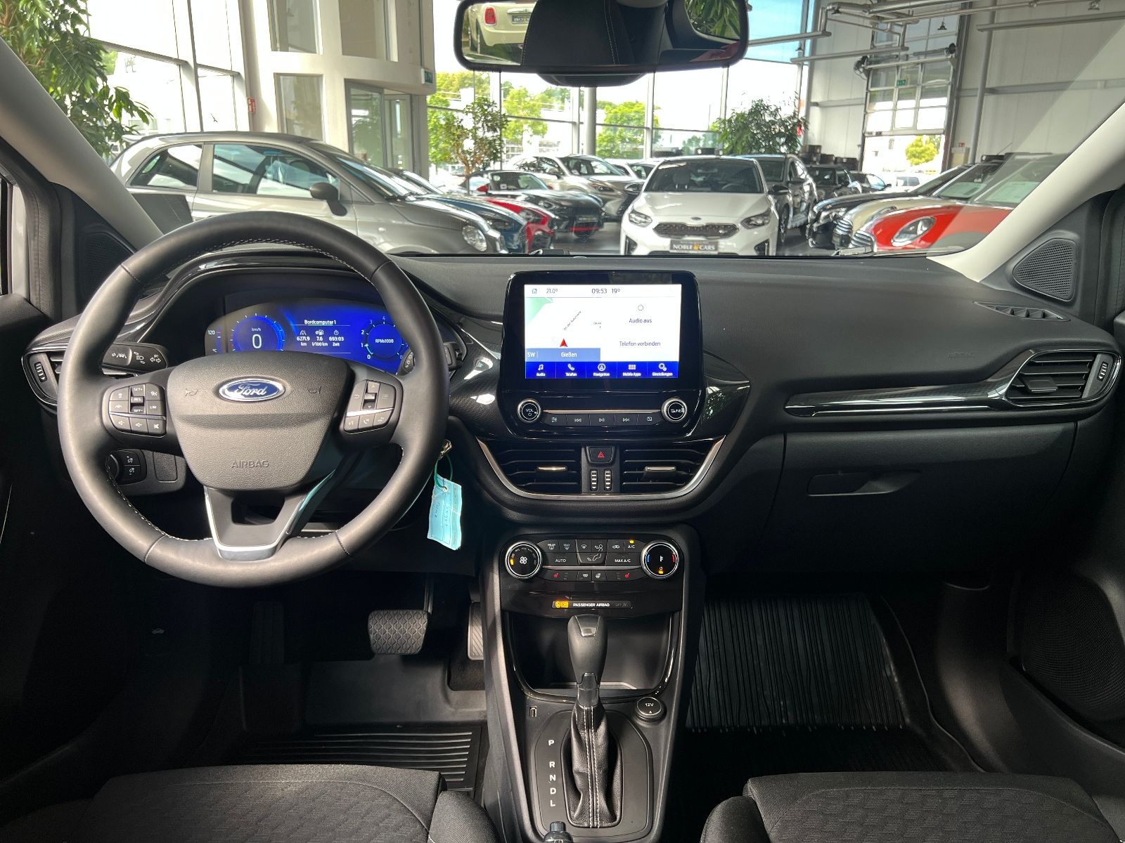 Fahrzeugabbildung Ford Puma Titanium KLIMA LED NAVI ALU