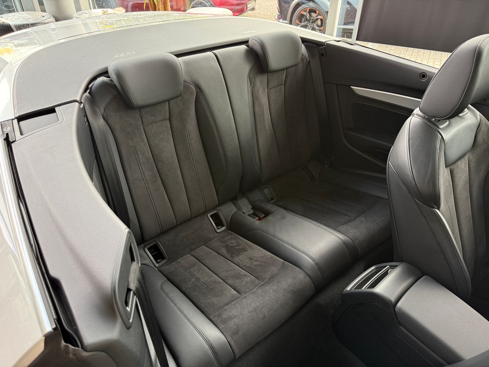 Fahrzeugabbildung Audi A5 Cabrio advanced 40 TFSI S tronic MATRIX KAM
