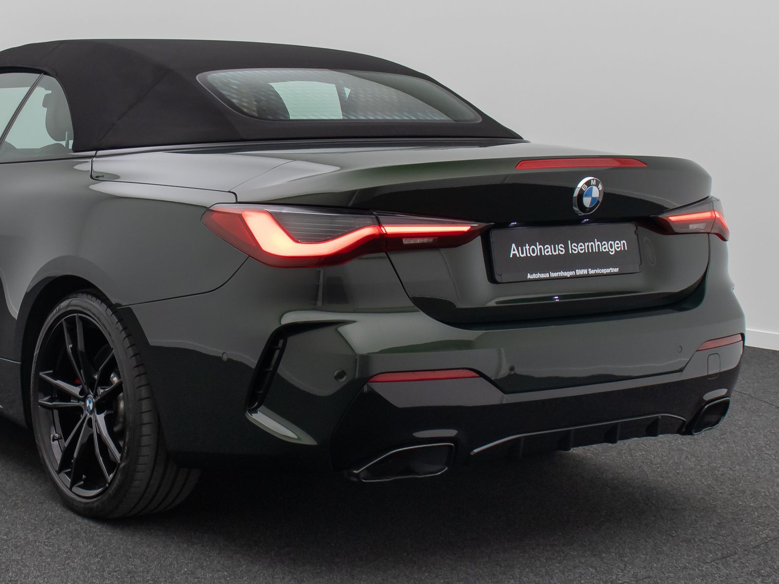 Fahrzeugabbildung BMW M440i xD Laser DAB HUD H/K Komfort Individual