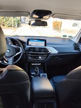BMW X3 xDrive20d Luxury L, NAVI, PDC,Leder, Allrad - BMW X3 Gebrauchtwagen in München