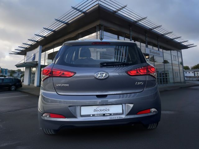 i20 1.0 YES! 15 ALU NSW SITZHZG. ZV+FUNK