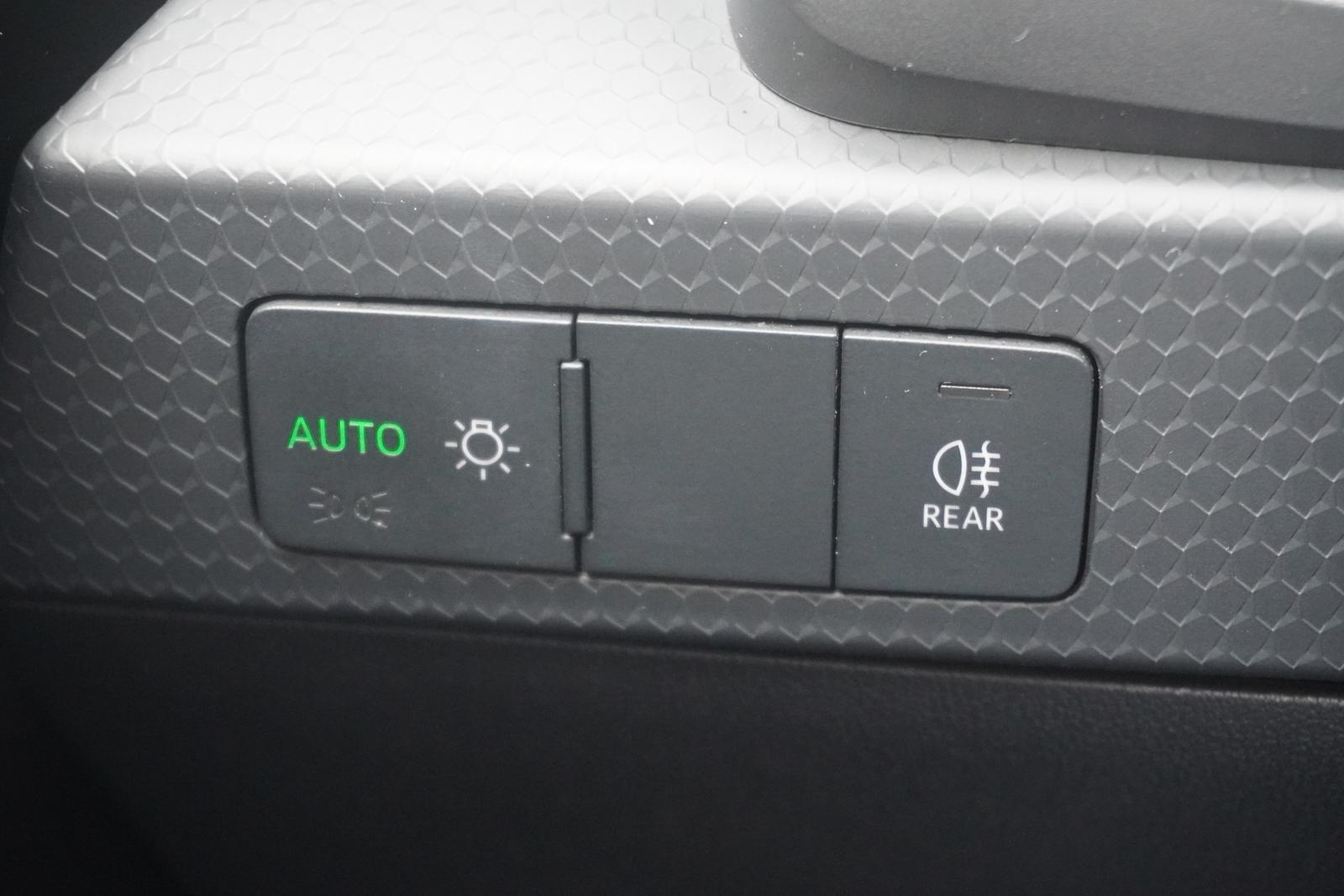 Audi A1 Sportback 30 1.0 TFSI basis DSG Klimaaut. PDC, миниатюра 19