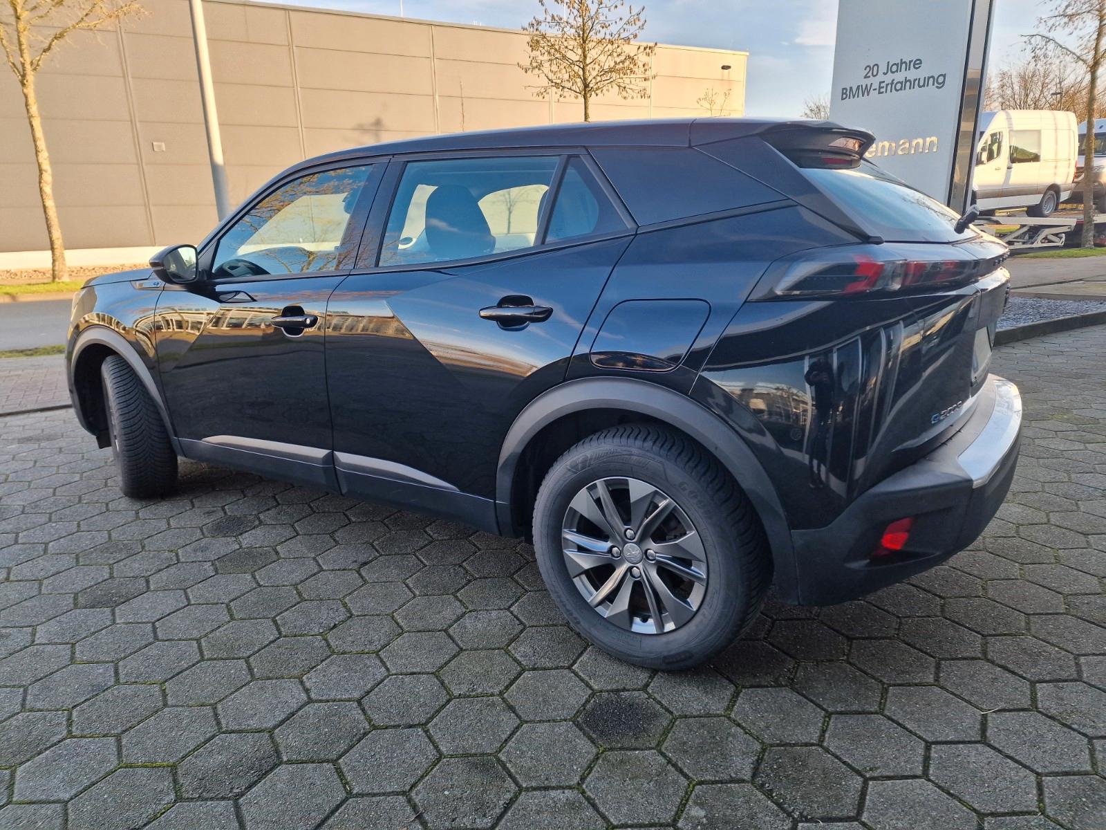 Peugeot 2008 e- Active Pack