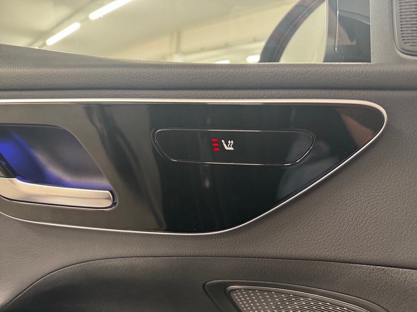 Fahrzeugabbildung Mercedes-Benz C 180 T Avantgarde*AHK*Kamera*LED*CarPlay*EasyPa