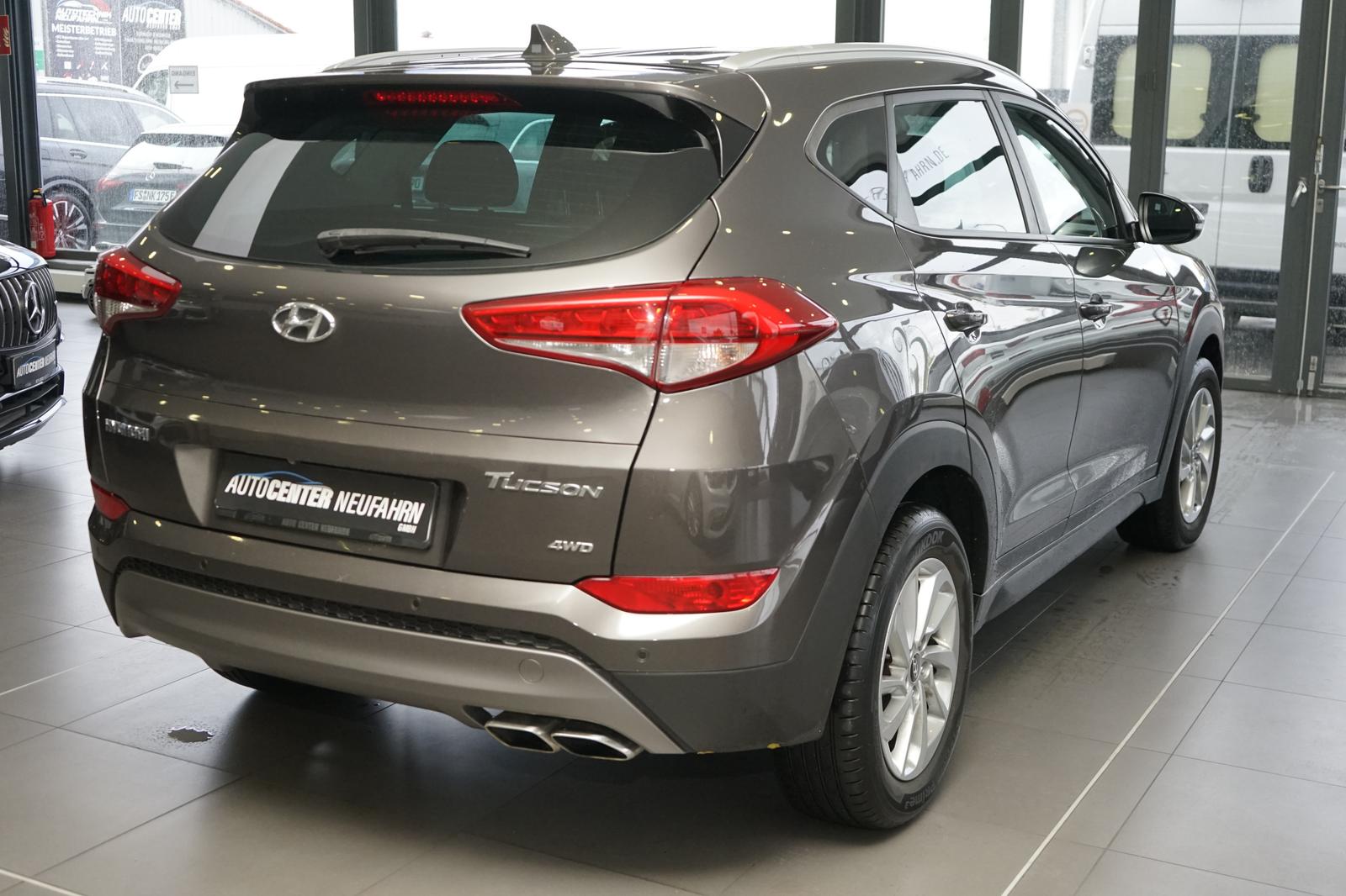 Hyundai Tucson Intro Edition 4WD+NAVI+KAMERA+TOT WINKEL+