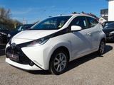 Toyota Aygo x-play 5-Türig *Klima*Temp*Bluetooth*Alu* - gebrauchte Toyota Aygo (X) aus dem Jahr 2015