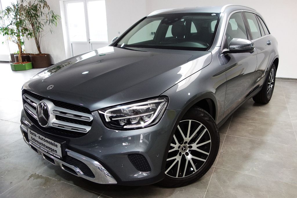 Image of Mercedes-Benz GLC 220