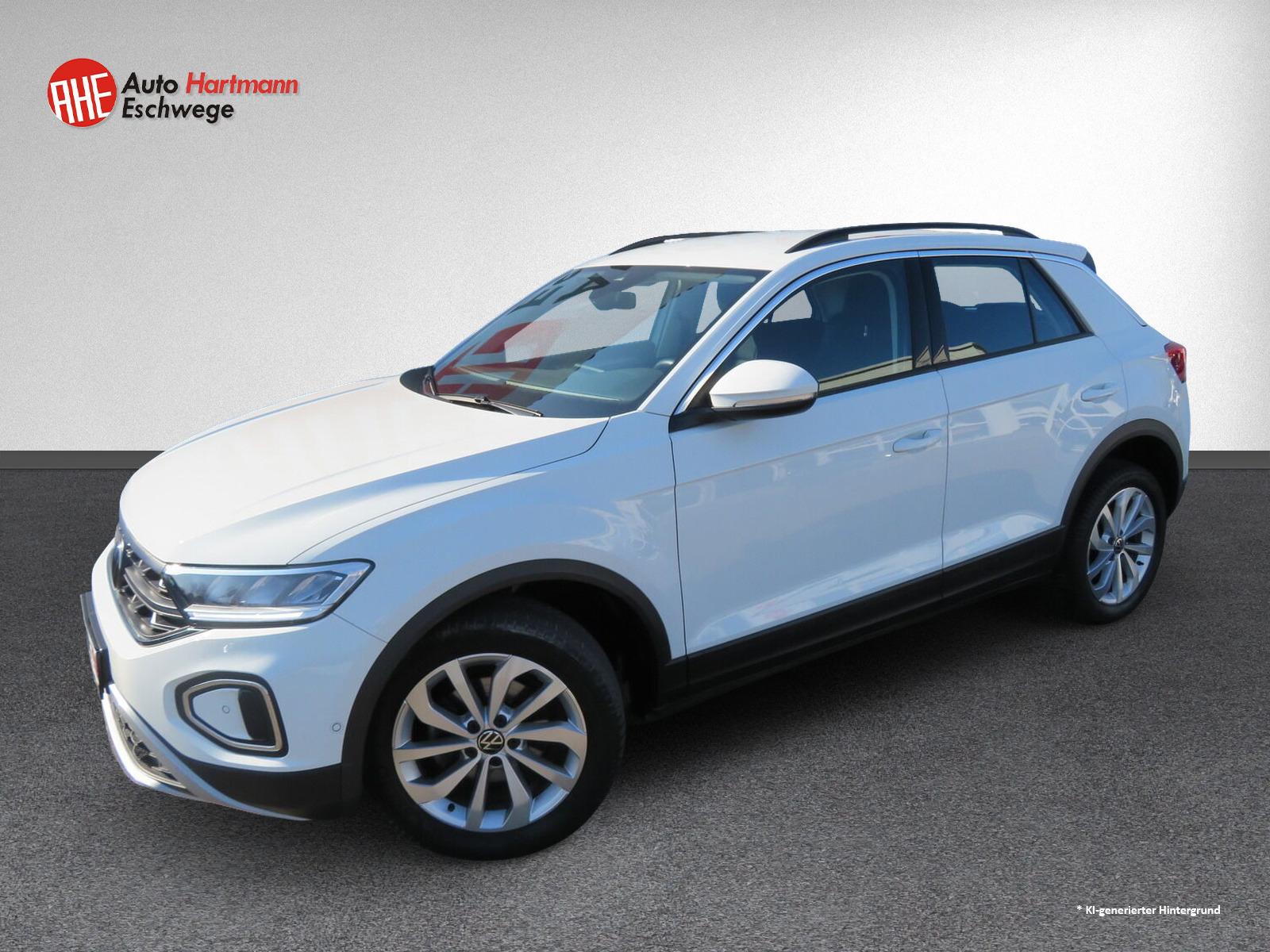 Volkswagen T-Roc 1.5 TSI Life LED 17'' Lane digital DAB Sih