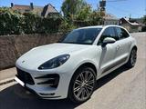 Porsche Macan Turbo - Porsche Gebrauchtwagen in Sindelfingen