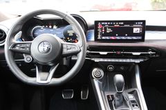 Fahrzeugabbildung Alfa Romeo Tonale Veloce*Alcantara!*20Zoll!*Ambiente*Kamera