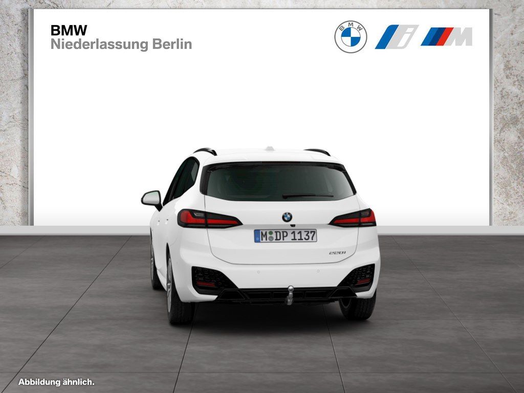 BMW 220 Active Tourer - Bild 8