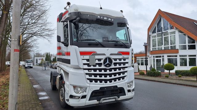 Mercedes-Benz 1845 Arocs 4x4 HD 1-Hand