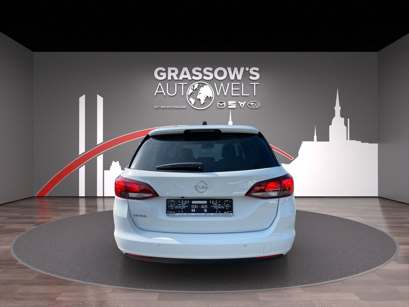 Fahrzeugabbildung Opel Astra Kombi 1.2 Elegance /LED/NAV/SHZ/AWR