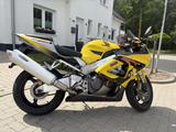 Honda CBR 900 RR - HONDA CBR 900 RR