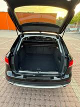 Audi A4 Allroad 45 TFSI S tronic quattro  - Audi A4 Allroad mit Benzin-Antrieb: mit Android Auto, Kombi