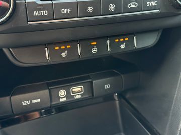 Kia Ceed 1.4 T Vision Navi Komfort Kamera Klima SHZ
