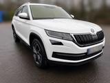 Skoda Kodiaq 2.0 TSI DSG Pano 360 Vollleder Columbus  - Skoda Kodiaq von privat